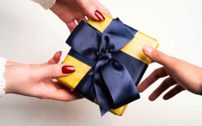 10 idées cadeaux pour cheveux bouclés