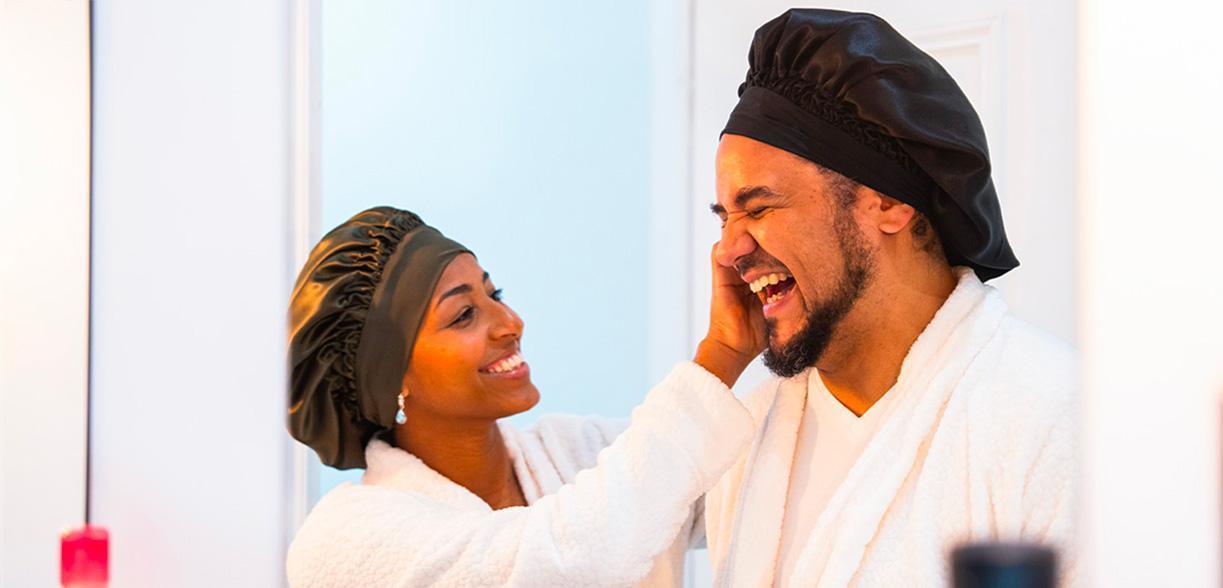 BONNET DE NUIT®  : la routine des cheveux bouclés, frisés, crépus et afro