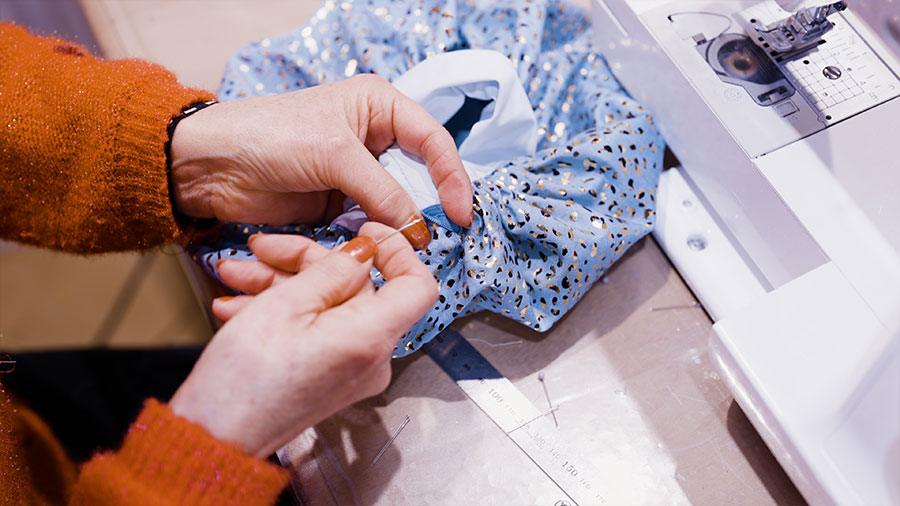 BONNET DE NUIT® : la soie 100% naturelle pour notre bonnet de nuit fabriqué à la main en France