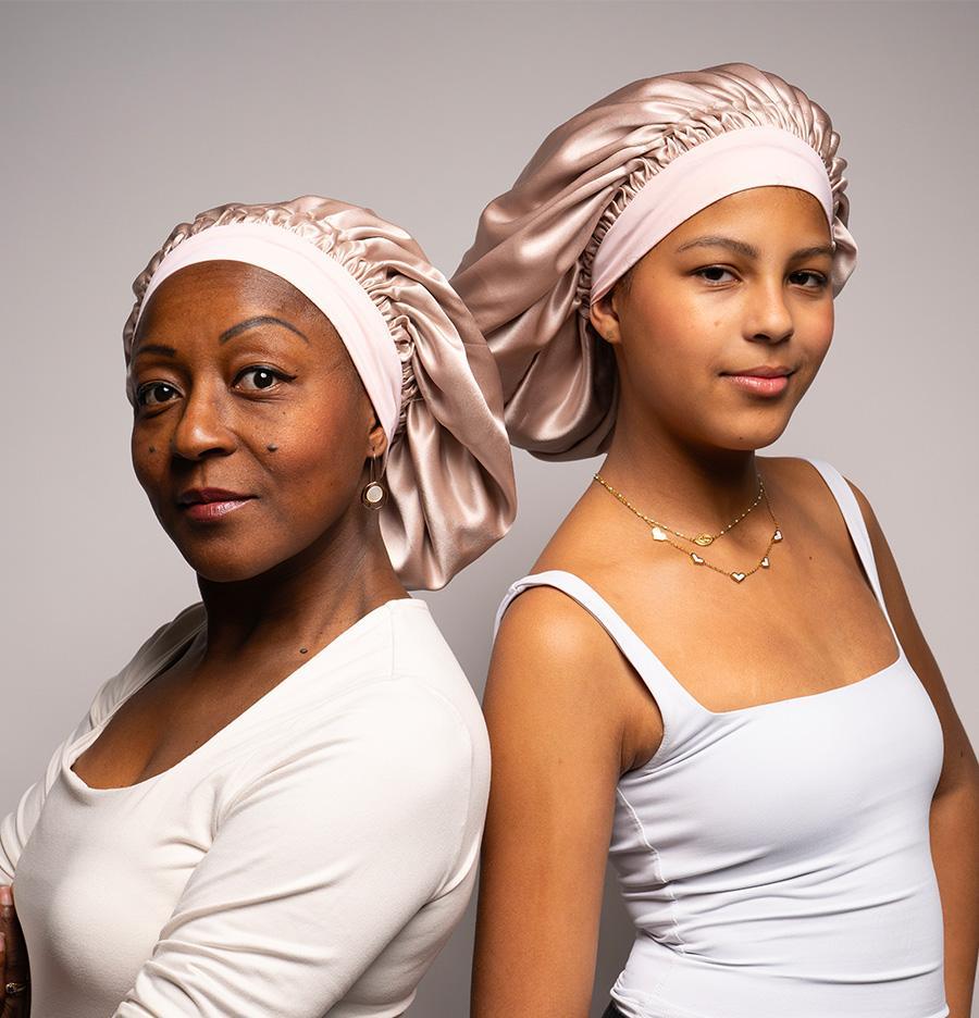 BONNET DE NUIT® : les 2 créatrices. 